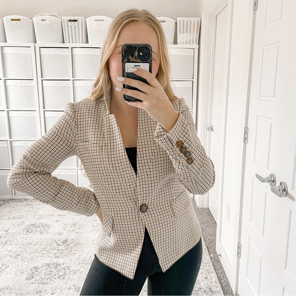 Veronica Beard Tan Blue Plaid Dickey Blazer